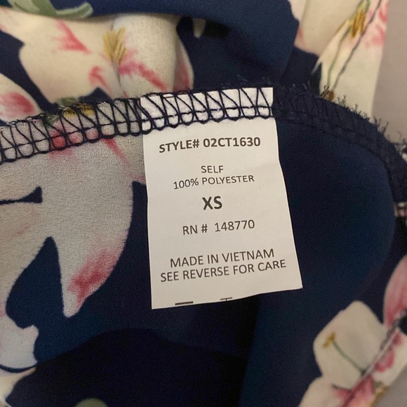 Sienna Sky Short sleeve faux wrap top - Picture 4 of 4